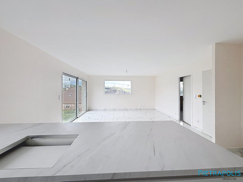 Villa - 102 m² - 5 pièces