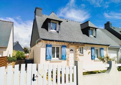 Maison traditionnelle - 98 m² - 7 pièces