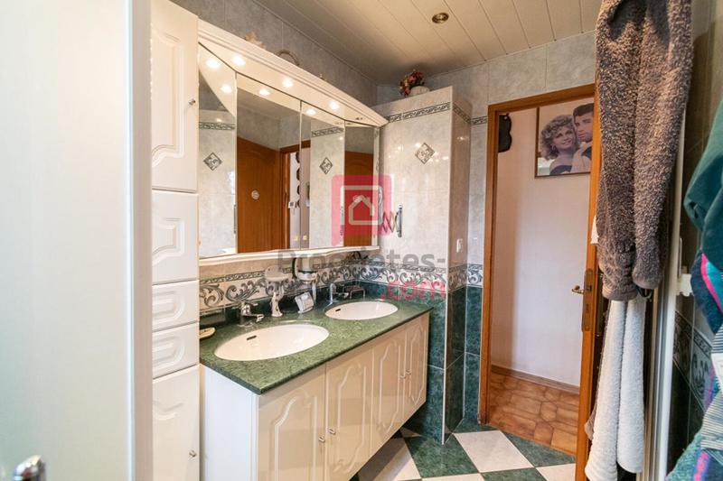 Maison - 88 m² - 5 pièces