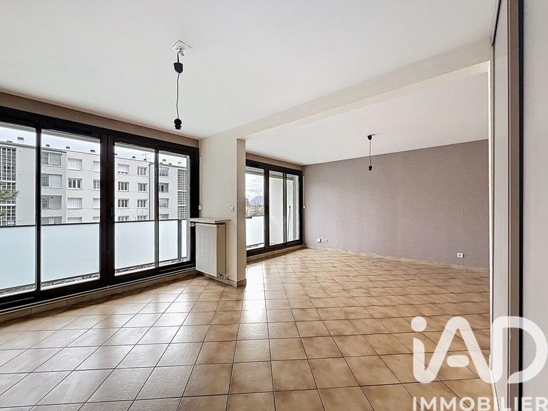 Appartement - 88 m² - 5 pièces