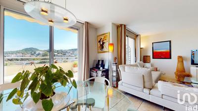 Appartement - 167 m² - 6 pièces