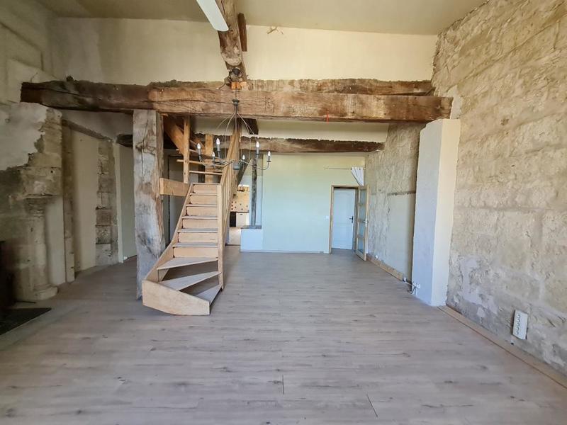 Propriété - 230 m² - 7 pièces