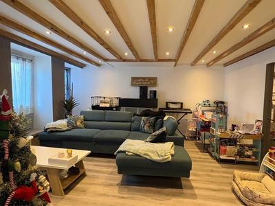 Maison - 159 m² - 7 pièces