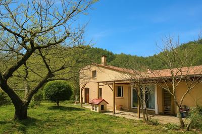 Villa - 337 m² - 15 pièces