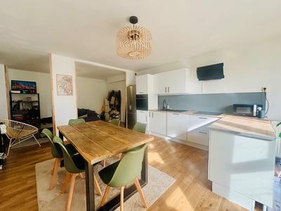 Appartement - 57 m² - 2 pièces