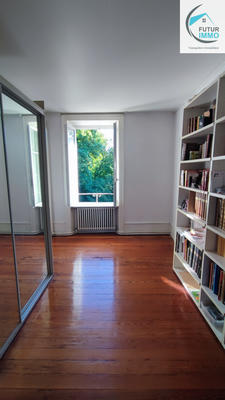 Appartement - 143 m² - 6 pièces