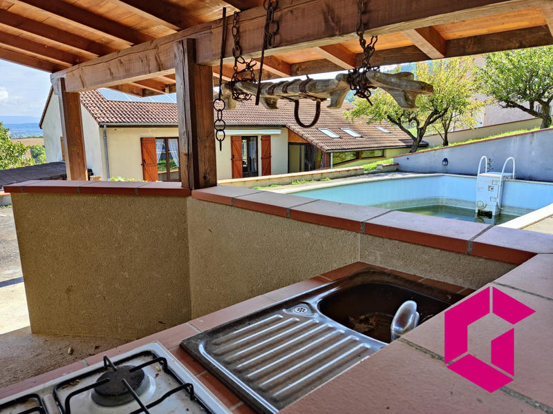 Villa - 140 m² - 7 pièces