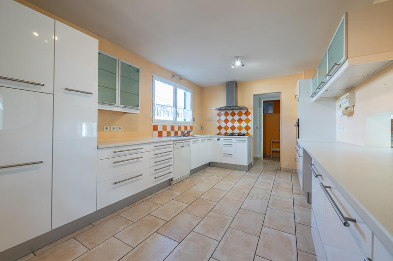 Maison - 155 m² - 7 pièces