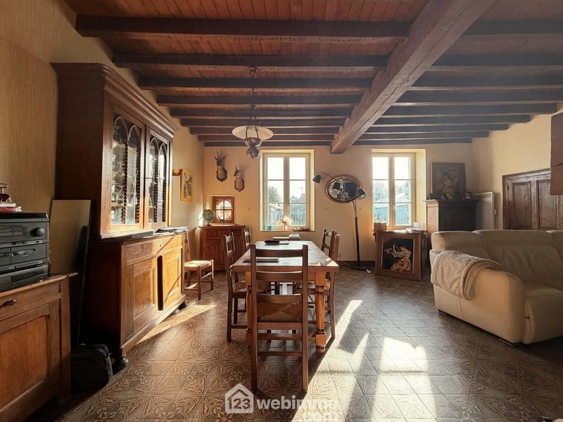 Maison - 226 m² - 7 pièces