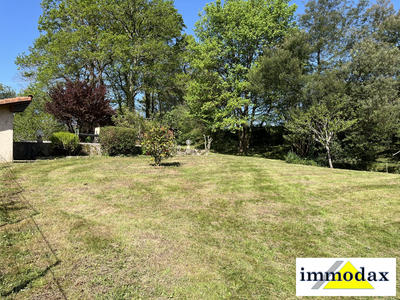 Maison traditionnelle - 250 m² - 6 pièces