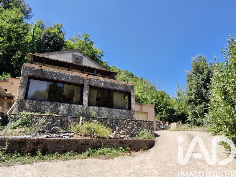 Maison de campagne - 90 m² - 3 pièces