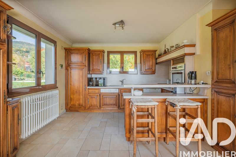 Maison - 179 m² - 6 pièces