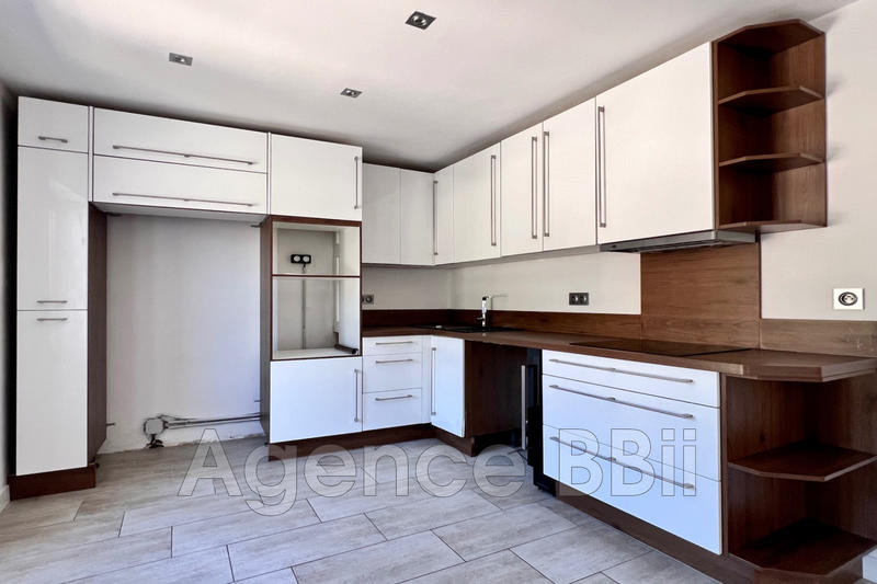 Maison - 84 m² - 4 pièces