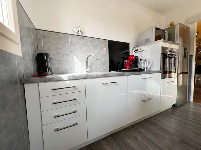 Maison - 184 m² - 8 pièces