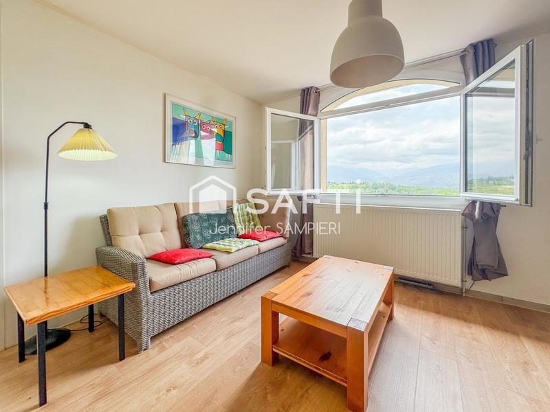 Villa - 208 m² - 8 pièces