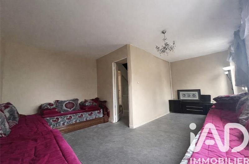 Maison - 97 m² - 6 pièces