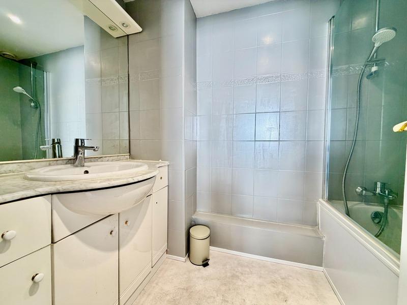 Appartement - 49 m² - 2 pièces