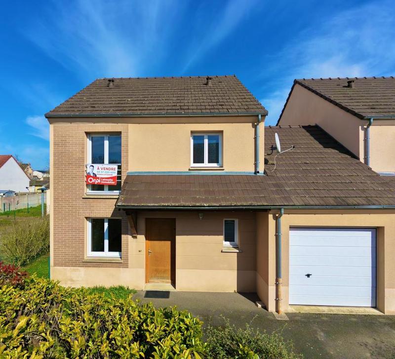 Maison - 90 m² - 5 pièces