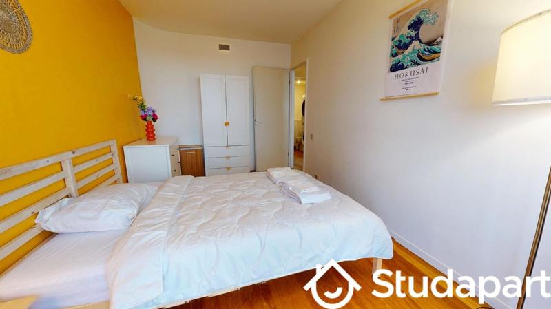 Chambre - 13 m² - 1 pièce