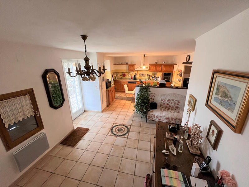 Maison - 235 m² - 7 pièces