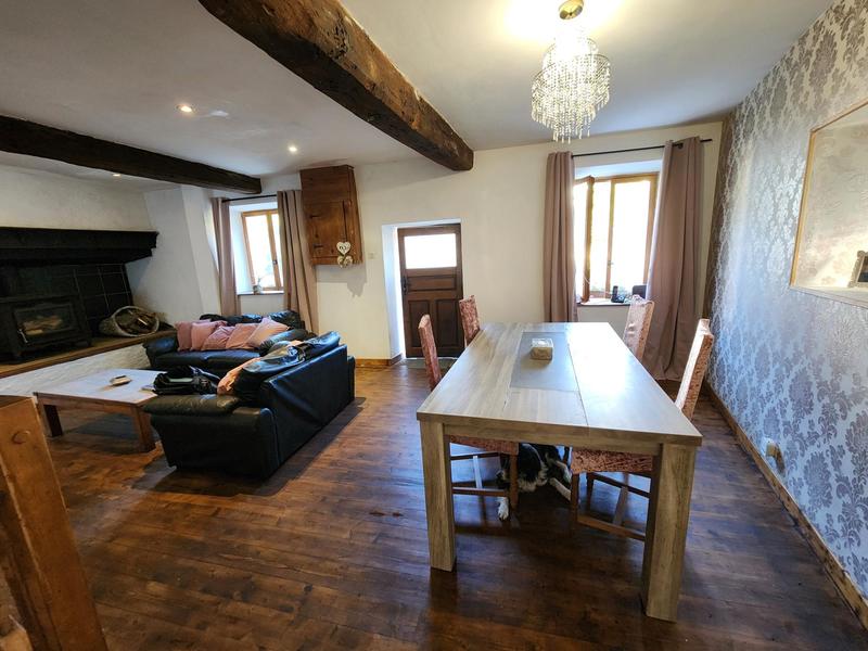 Maison - 80 m² - 5 pièces