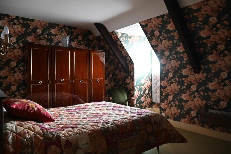 Maison - 260 m² - 7 pièces