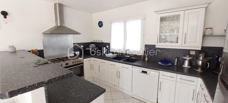 Maison - 110 m² - 5 pièces