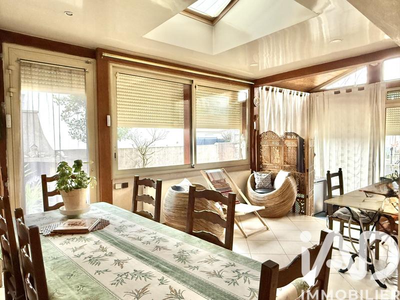 Maison - 121 m² - 5 pièces