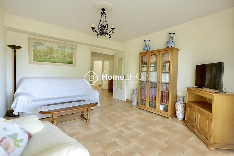 Appartement - 89 m² - 5 pièces