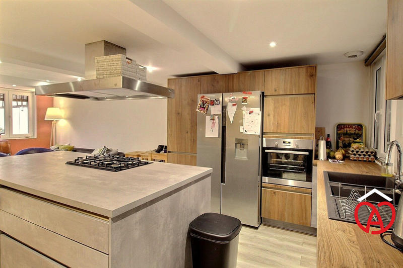 Maison - 140 m² - 4 pièces