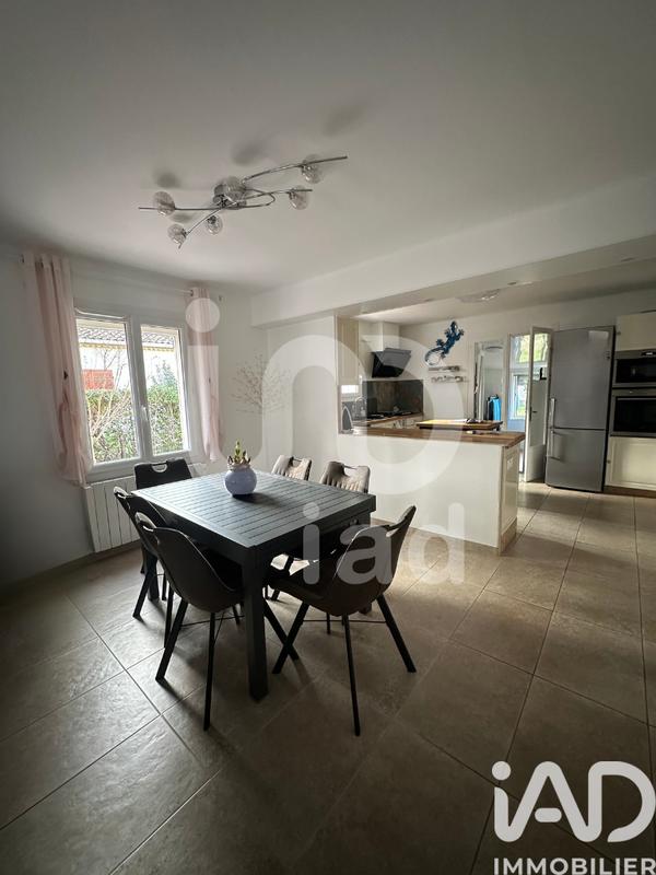 Maison - 95 m² - 5 pièces