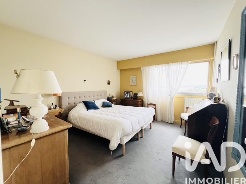 Appartement - 97 m² - 4 pièces