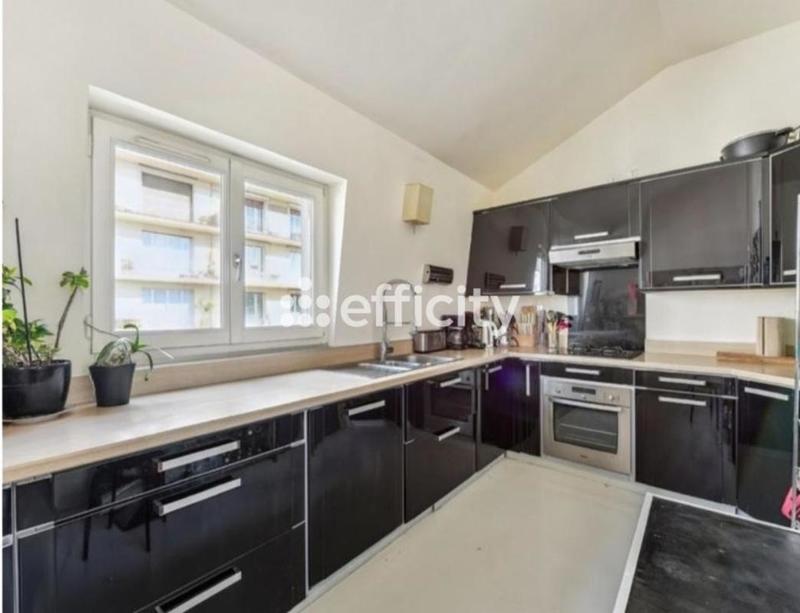 Penthouse - 170 m² - 6 pièces