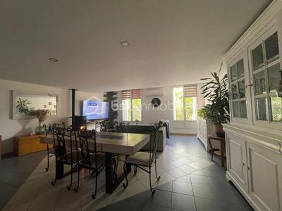 Maison ancienne - 154 m² - 6 pièces