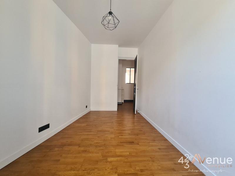 Appartement - 110 m² - 4 pièces