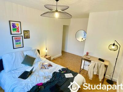 Chambre - 12 m² - 1 pièce