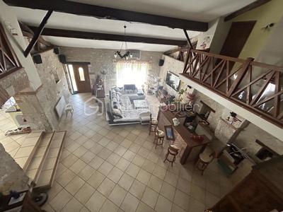 Propriété - 396 m² - 10 pièces