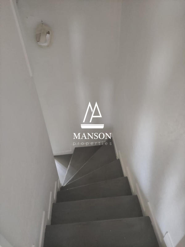Maison - 99 m² - 6 pièces