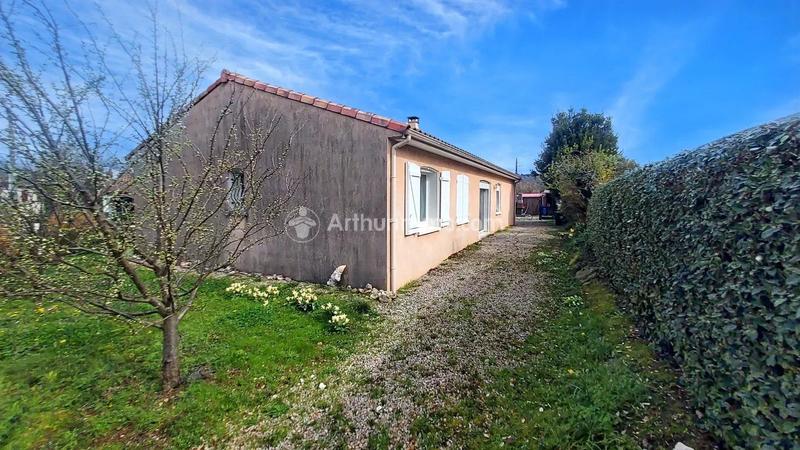Maison - 90 m² - 5 pièces