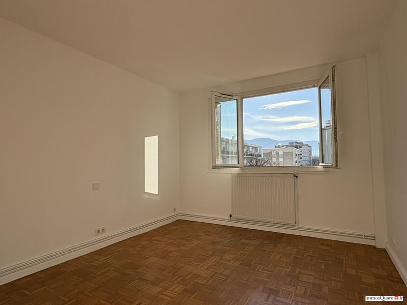 Appartement - 70 m² - 4 pièces