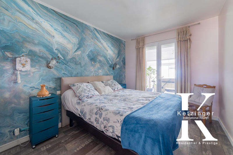 Maison - 179 m² - 7 pièces