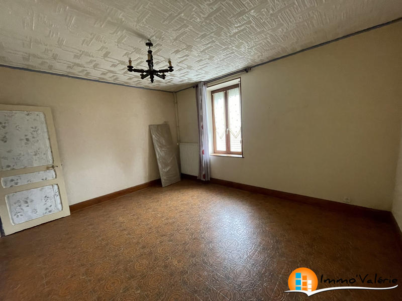 Maison - 77 m² - 4 pièces