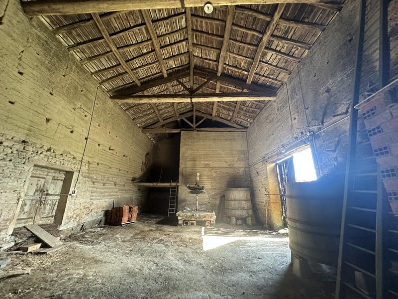 Maison - 220 m² - 7 pièces