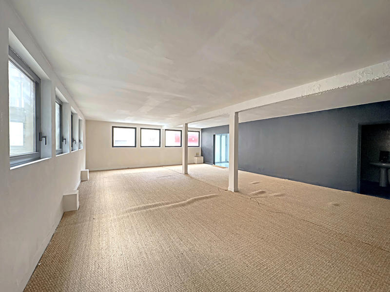 Bureau - 164 m² - 3 pièces