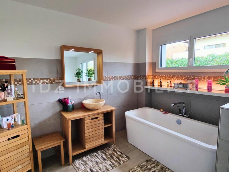 Villa - 156 m² - 6 pièces