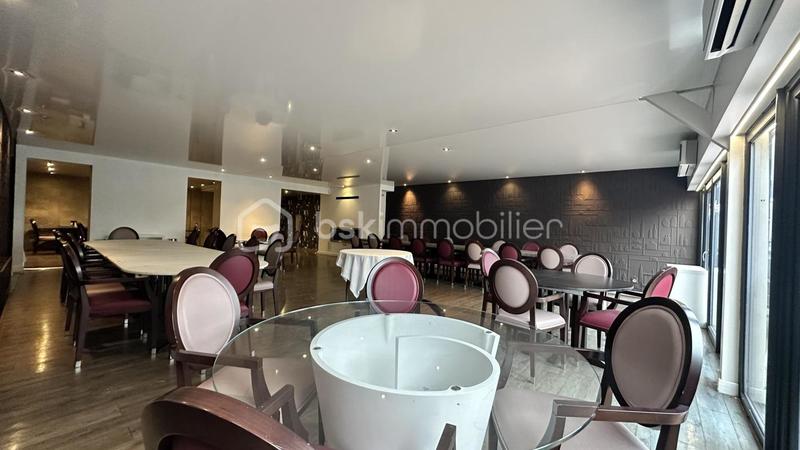 Bureau - 462 m² - 8 pièces