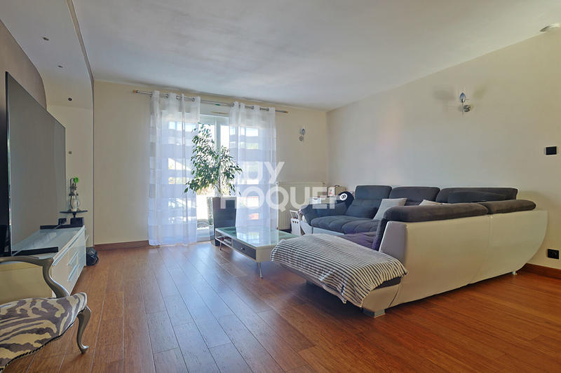 Maison - 164 m² - 7 pièces