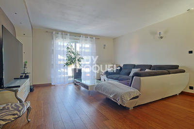 Maison - 164 m² - 7 pièces