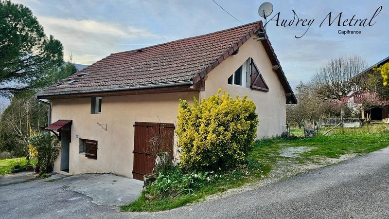 Maison de village - 100 m² - 4 pièces