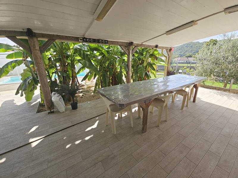 Maison - 104 m² - 5 pièces